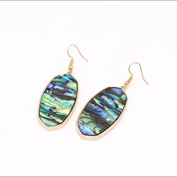 NEW 🌸💎🌺 Abalone shell drop earrings in gold - Picture 3 of 4